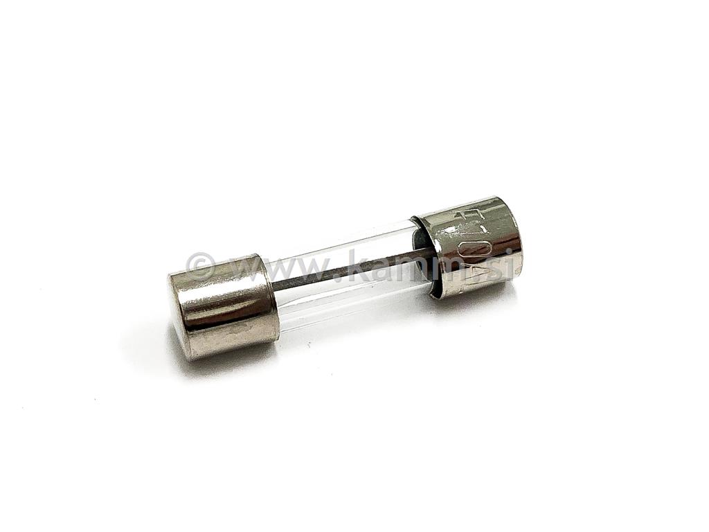 ART.1415110 VAROVALKE 10A